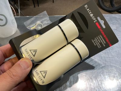 AXLE PEG BK-OPS GL WH 40x100 3/8-14mm