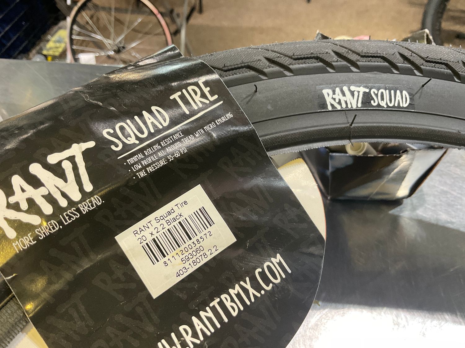 TIRE RANT SQUAD 20x2.2 WIRE BK/BLK