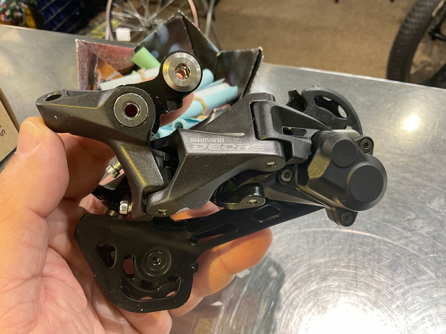 Shimano Deore RD-M5120 Rear Derailleur - 10-11 Speed
