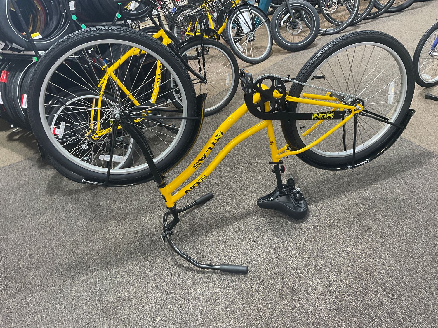 Sun Atlas Industrial Bicycle, Size: Step Thru