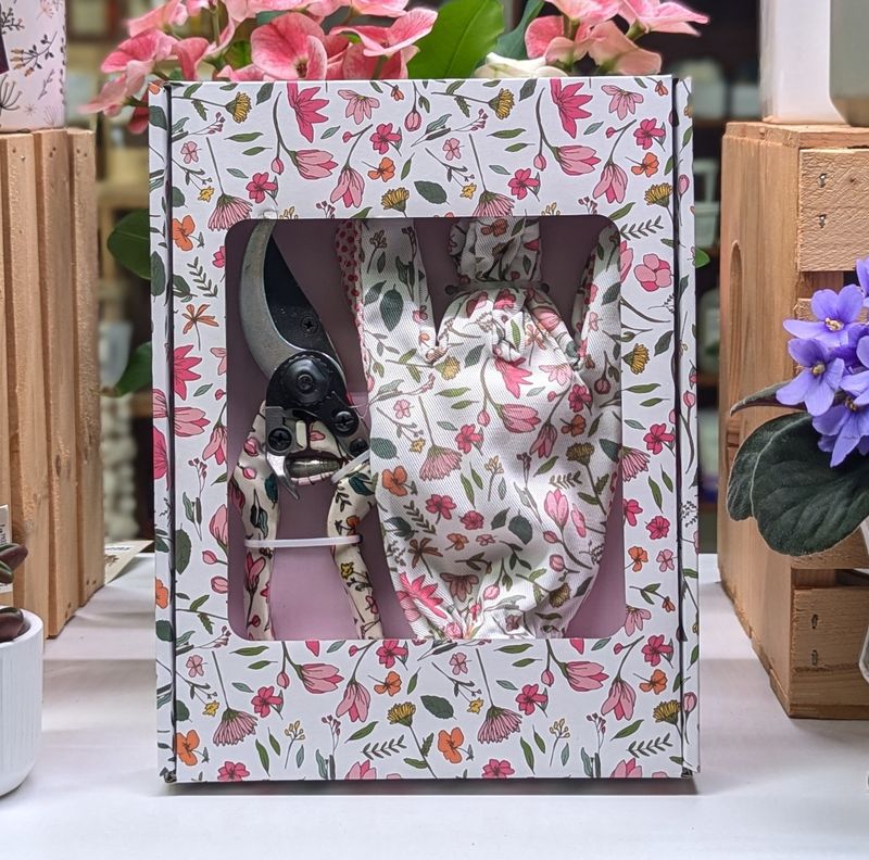 Pink Floral Garden Gloves and Pruner