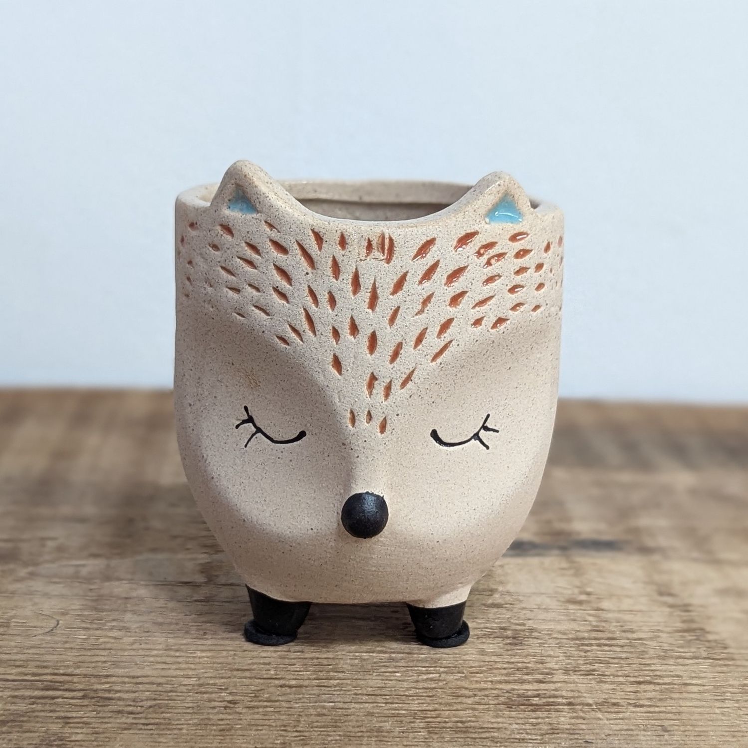 2&quot; Sleeping Fox Pot