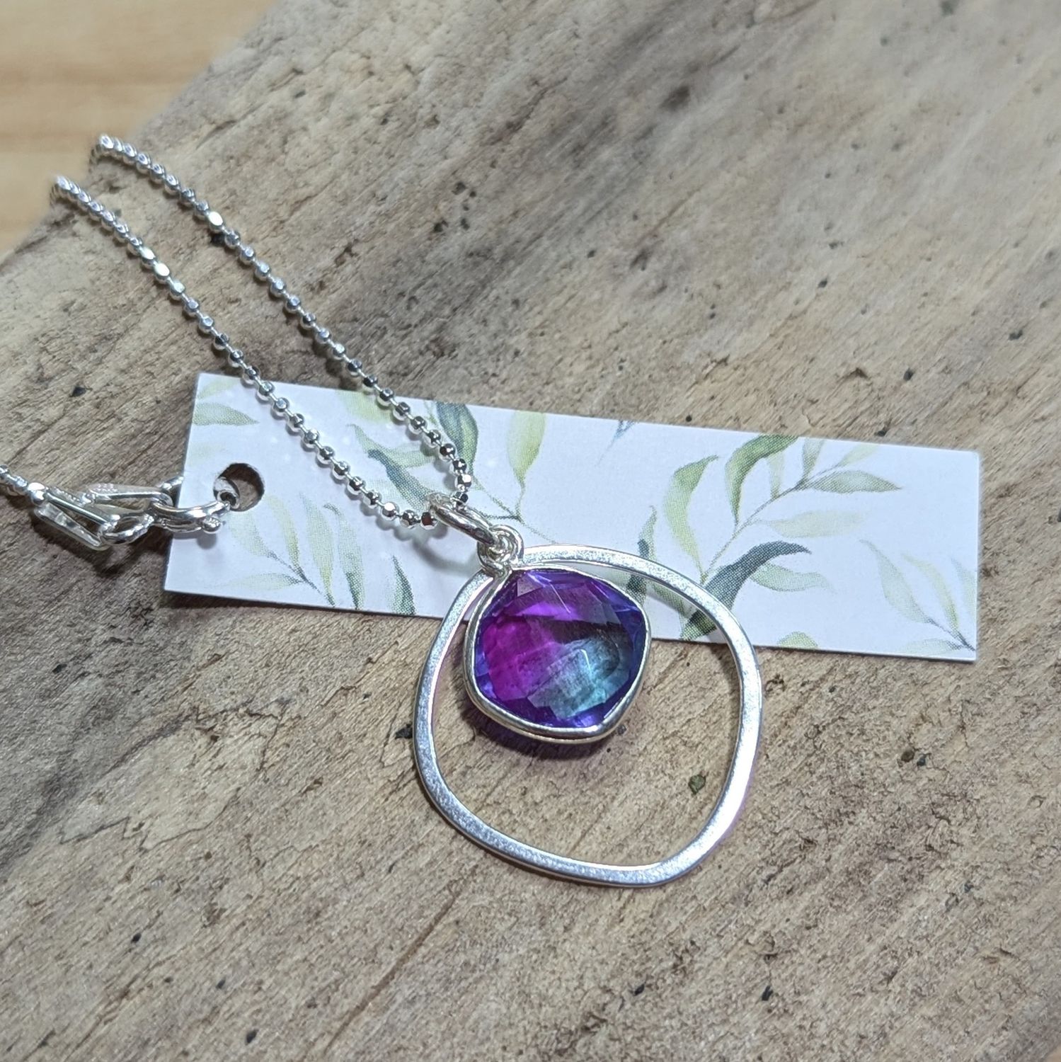N82 Diamond Frame Faceted Ombre Quartz Necklace