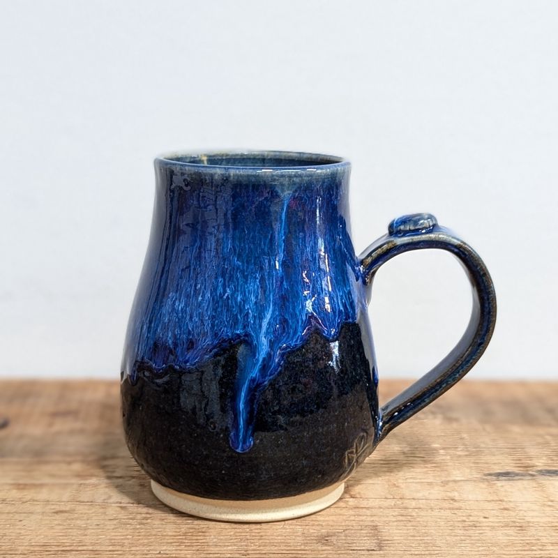 MR21 Big Dark Blue Mugs