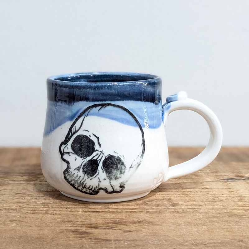 MR22 Skull Mug With Handle