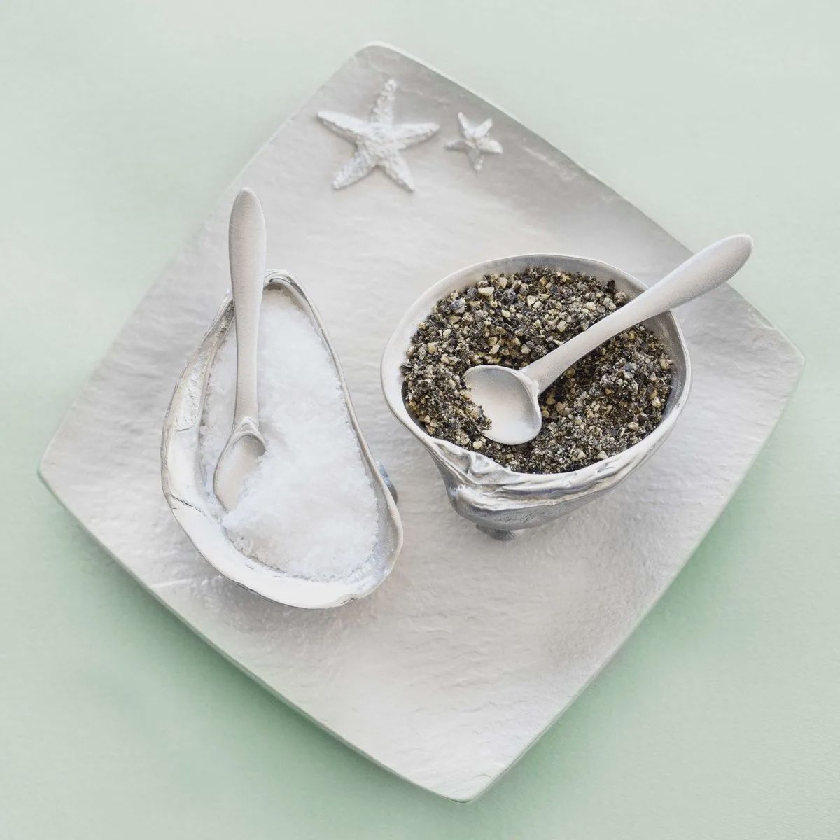 Shell Bowls Salt &amp; Pepper Set