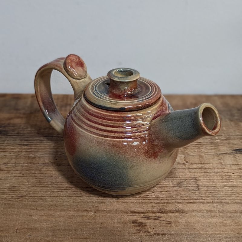 ER100 Canyon Red Teapot