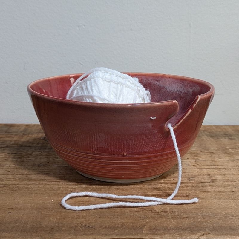 ER112 Red Yarn Bowl