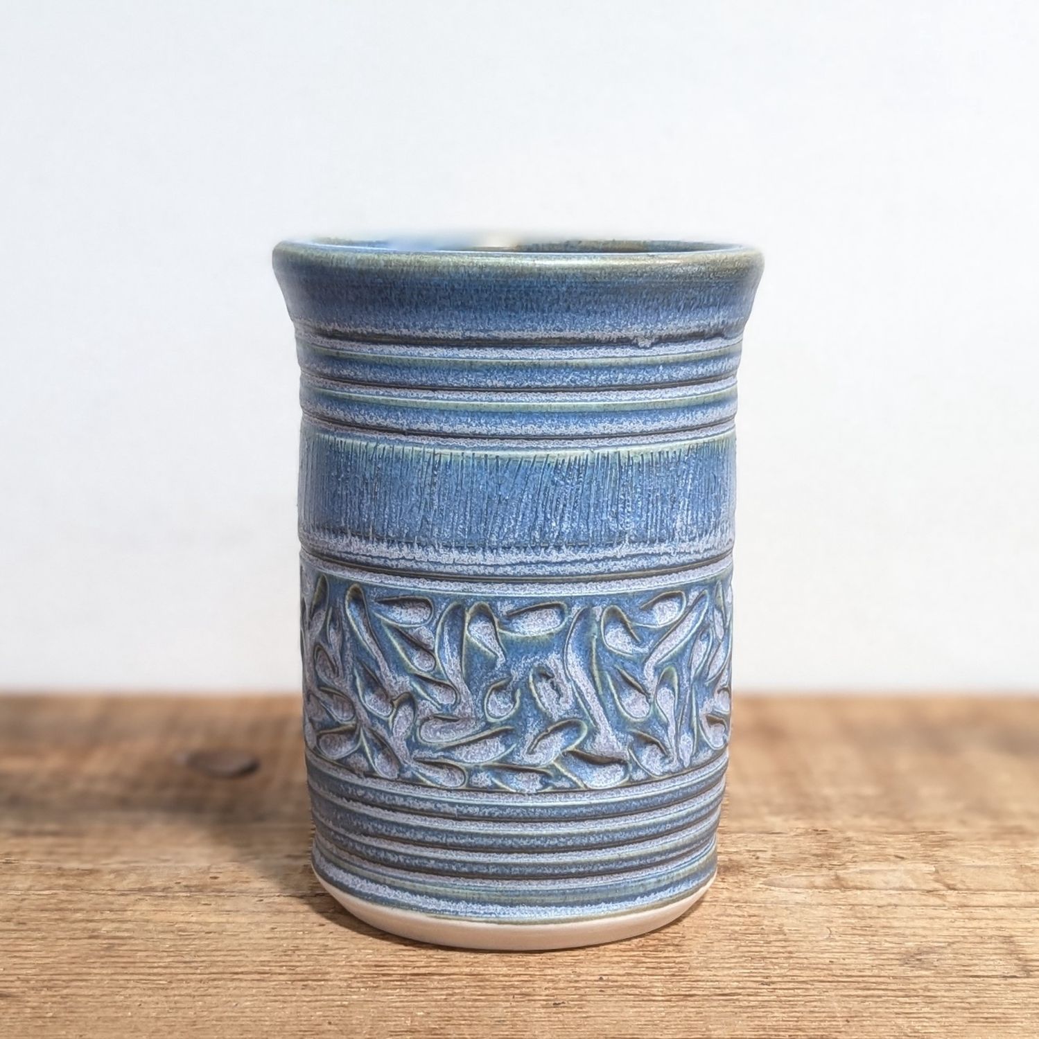 ER113 Powel River Blue Vase