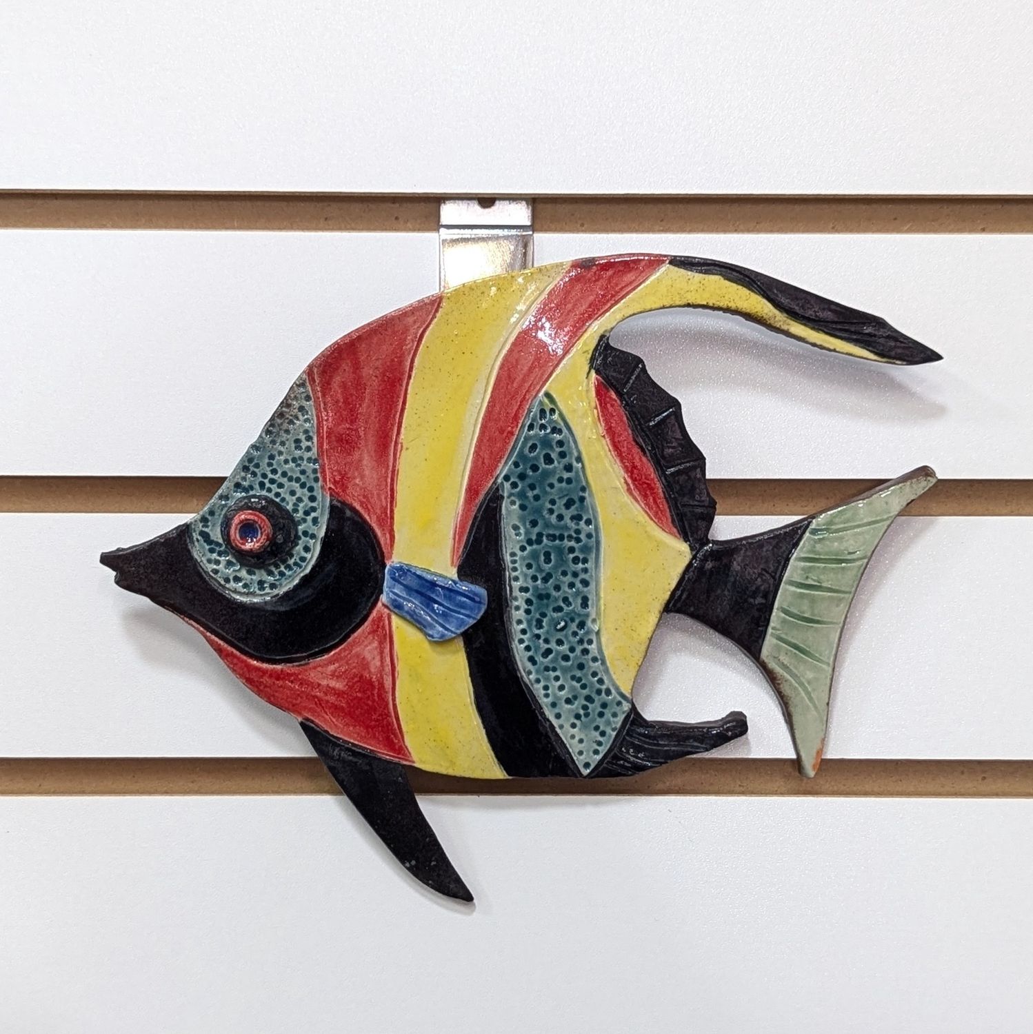 ER118 Yellow and Red Striped Hanging Fish