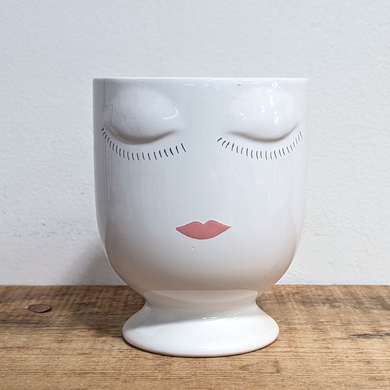 5.5&quot; OP x 6.25&quot; HT White Celfie Vase