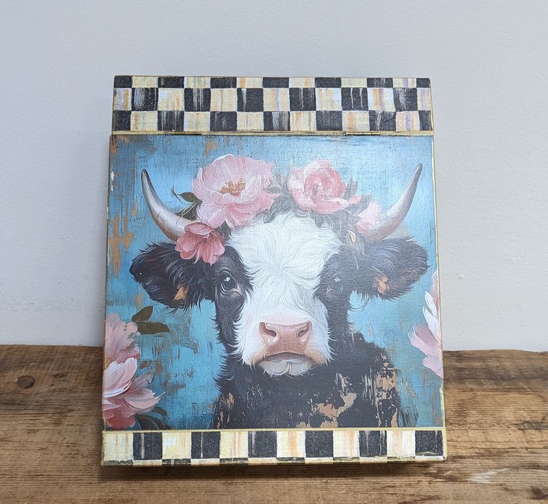 Checkered Cow Writing Box