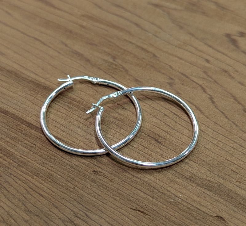 1.5&quot; Sterling Silver Hoop Earrings