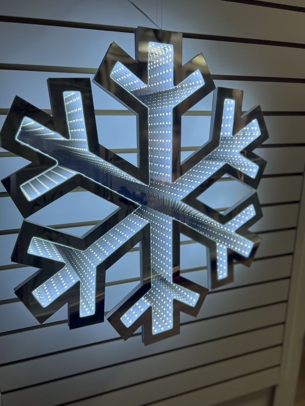 24&quot; Snow Flake Hanging Infinity Light