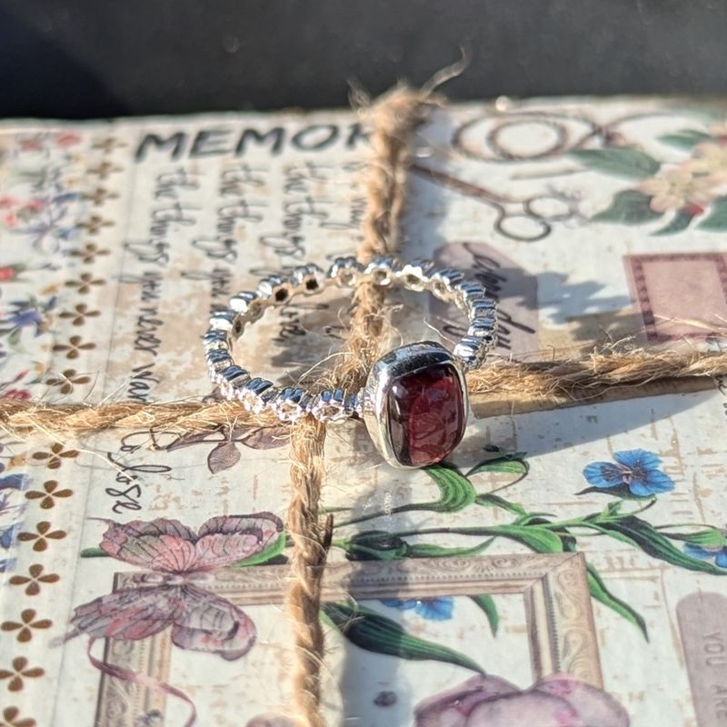 Rectangle Garnet Sterling Silver Ring (8.5)