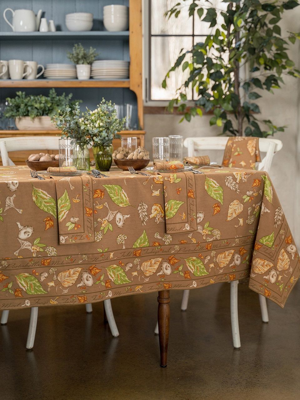 Mushroom Forager Tablecloth - Tan - 60x108