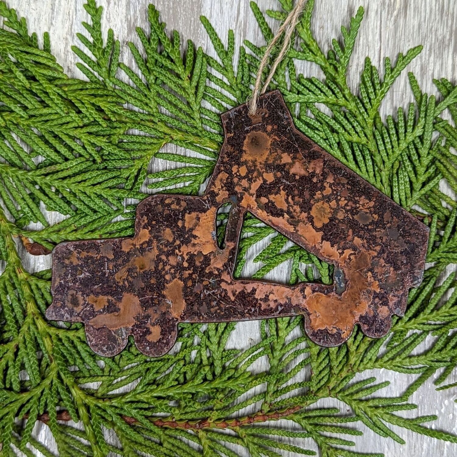 Rusted Metal Dump Truck Ornament