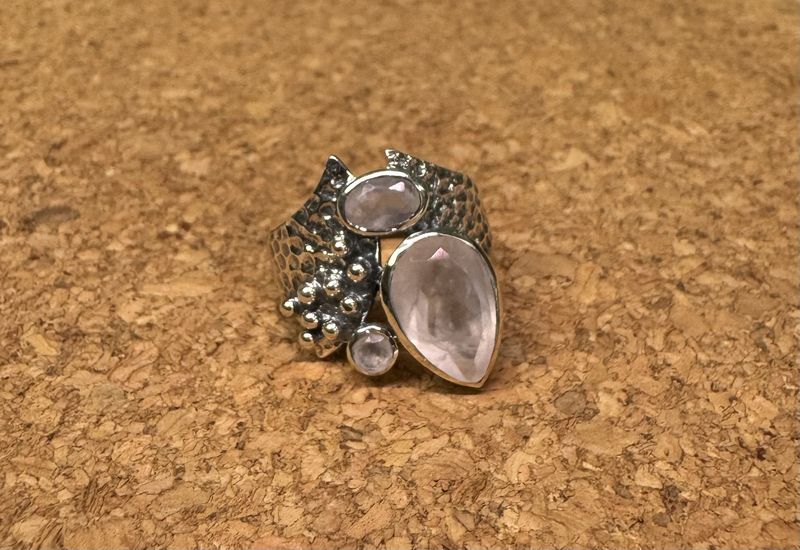 Rose Quartz Natural Textured Sterling Silver Ring (6)
