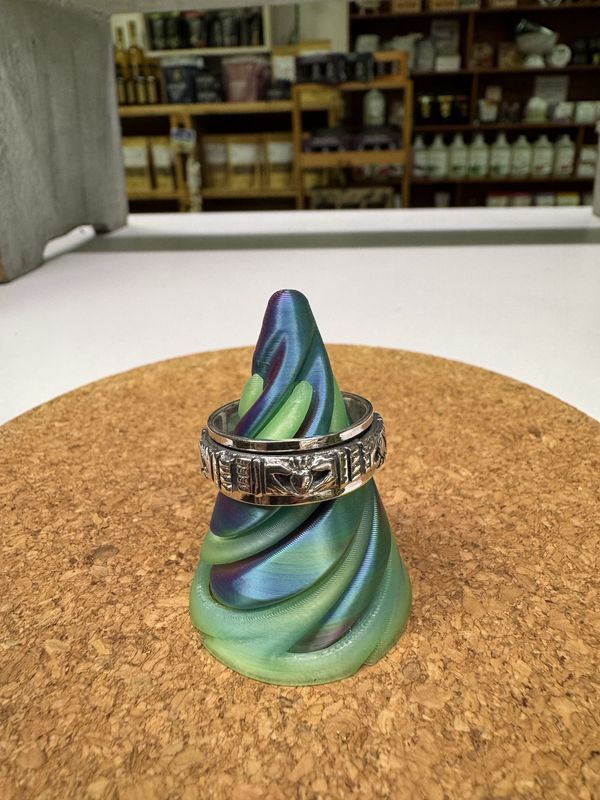 Sterling Silver Claddagh Spinner Ring (12)