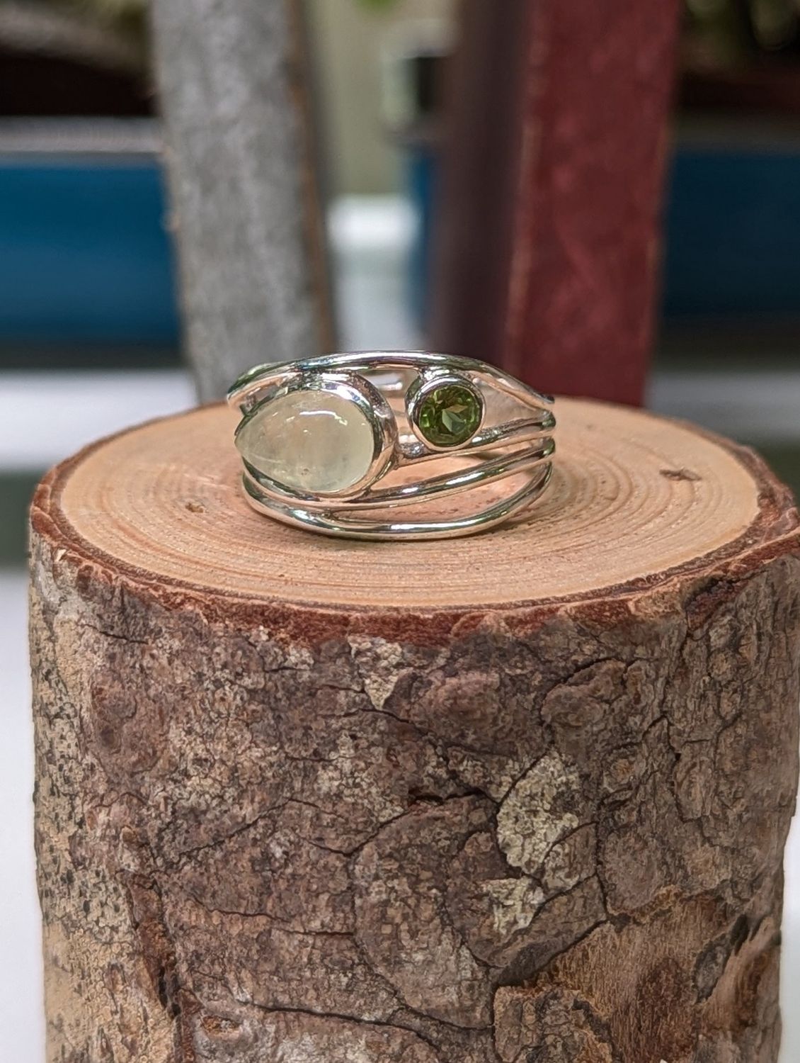 Prehnite and Peridot Sterling Silver Ring (10)