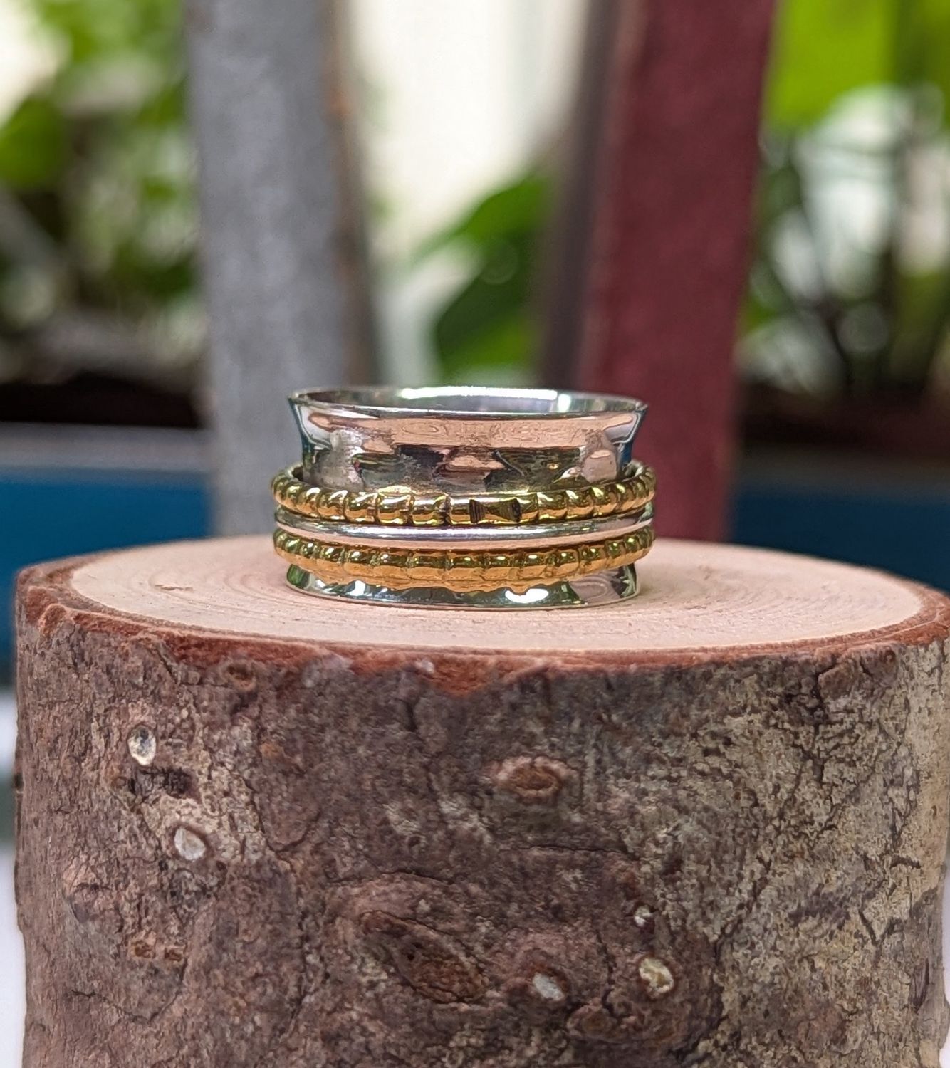 Mixed Metal Hammered Triple Band Spinner Ring (7)