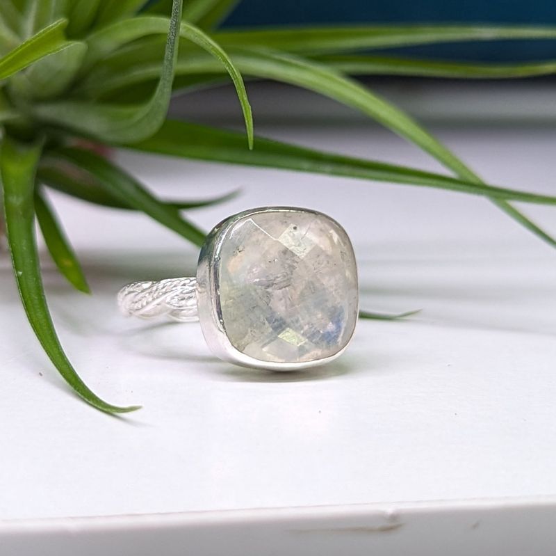 Square Faceted Moonstone Sterling Silver Ring (7)
