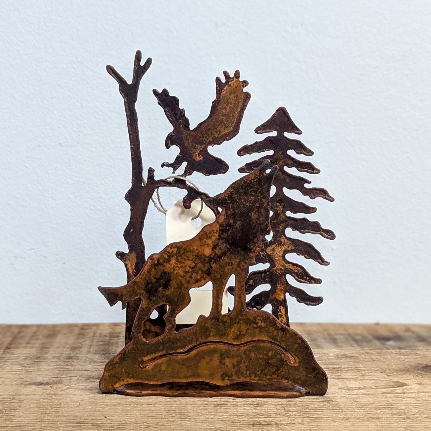 Small Rusted Metal Wolf Sconce