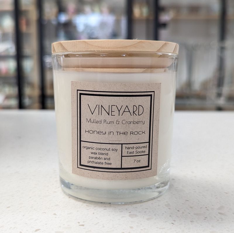 Vineyard Mulled Plum &amp; Cranberry Candle 7 oz