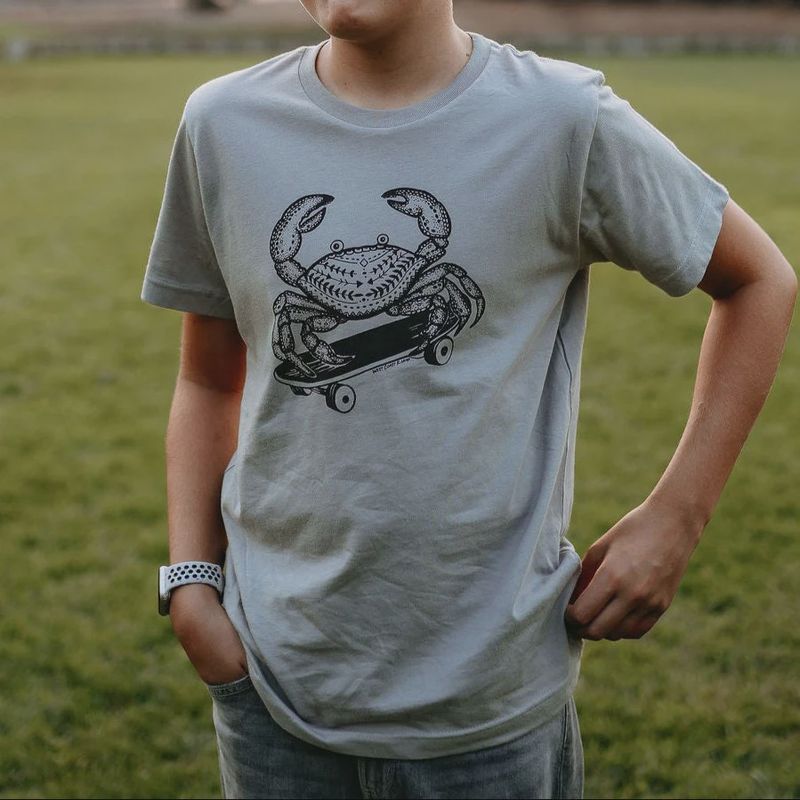 Rad Crab Kids/Youth Tee in Titanium Grey