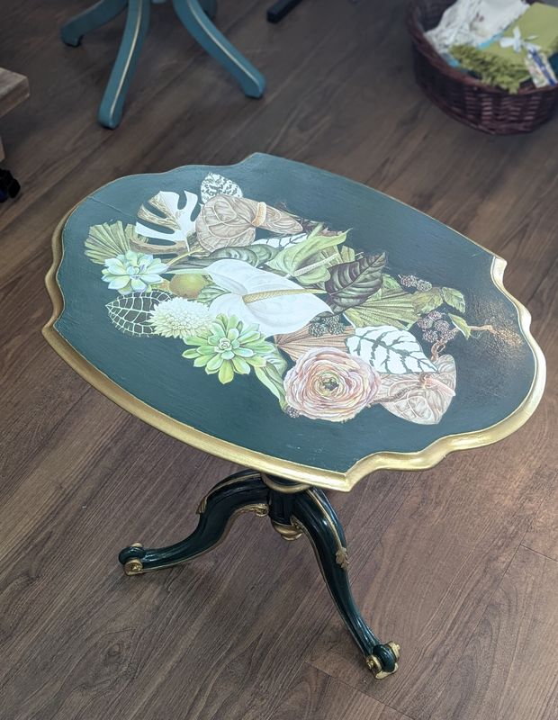Tropical Foliage Applique Side Table