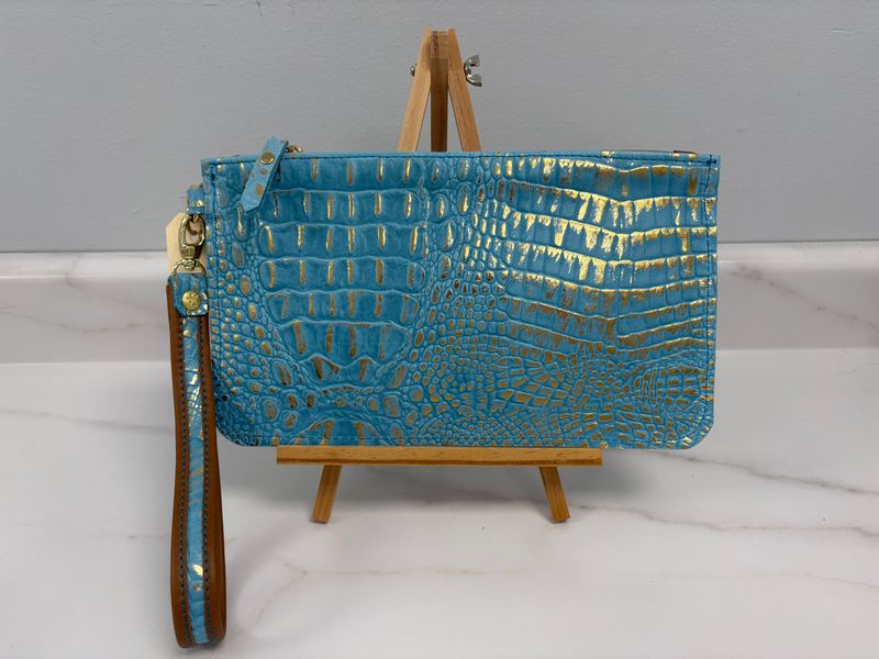 Stowaway Bag Gator Gilded Aqua