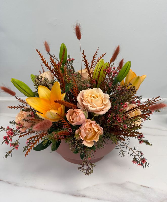 Large Dusty Pink Roses &amp; Lilies Arrangement