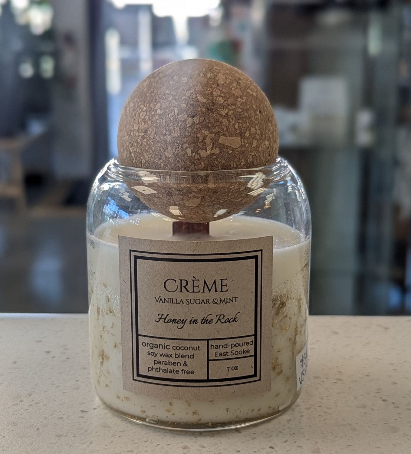 Crème  7oz Candle Ball Top