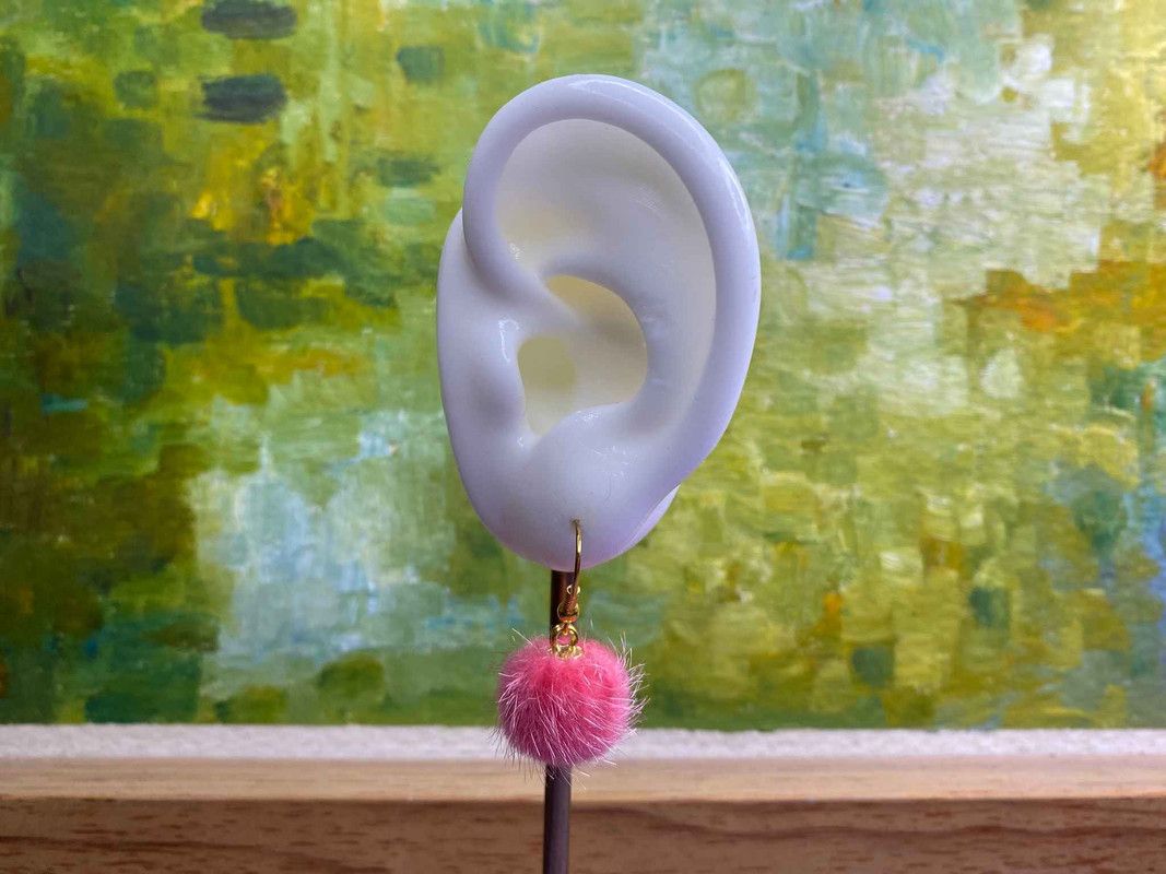 Arete pompón