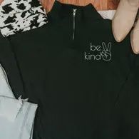 BE KIND 1/4 ZIP BLACK