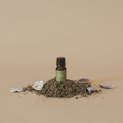 COAST ESSENTIAL OIL