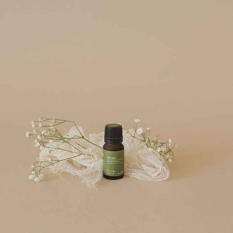 DREAM ESSENTIAL OIL
