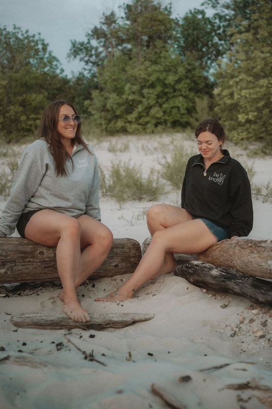 BE KIND 1/4 ZIP BLACK