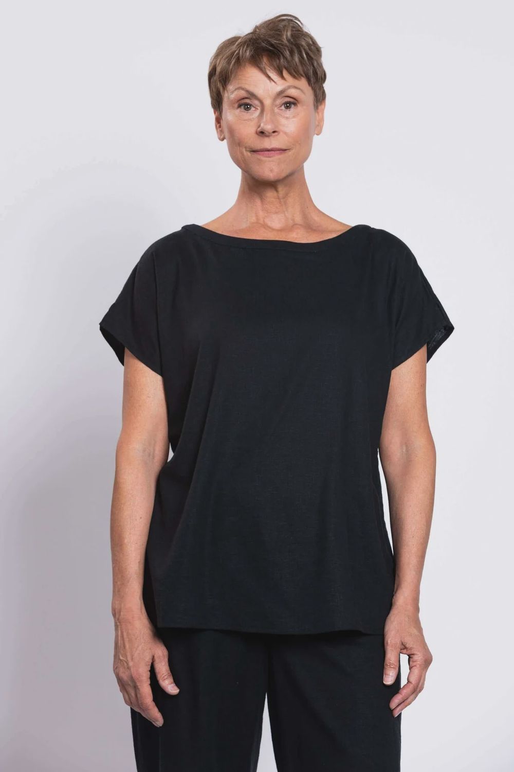 ARIA TEE, Colour: BLACK, Size: XSMALL