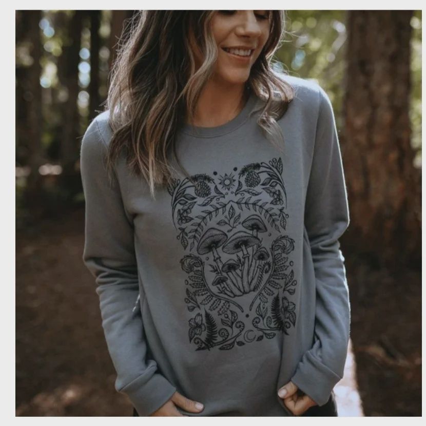 COTTAGE MUSHROOM CREWNECK SWEATER