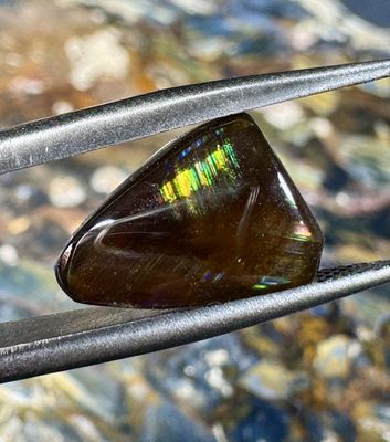 Rainbow Garnet Freeform Cabochon – San Pedro Mountain, New Mexico 3.8 ct | 11mm x 8mm x 3.5mm