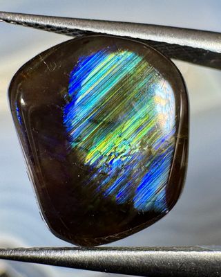 Rainbow Garnet Freeform Cabochon – San Pedro Mountain, New Mexico 8.8 ct | 13mm x 12mm x 4.5mm