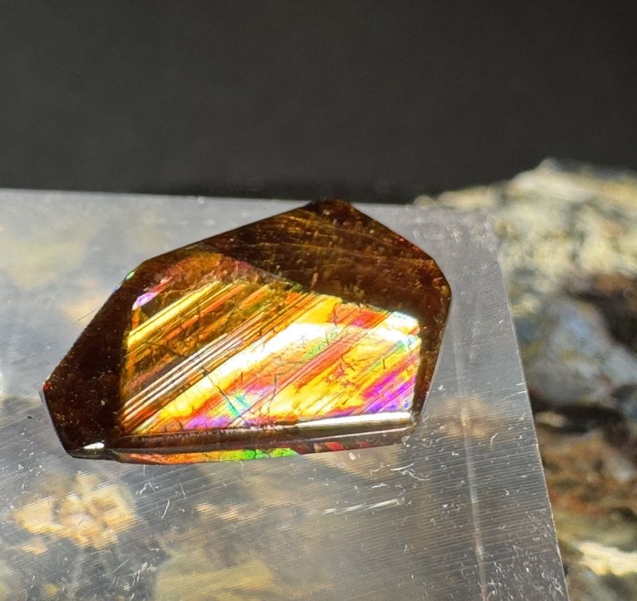 Faceted Rainbow Garnet – Arlit, Niger 9.42 ct | 16mm x 12mm x 4mm