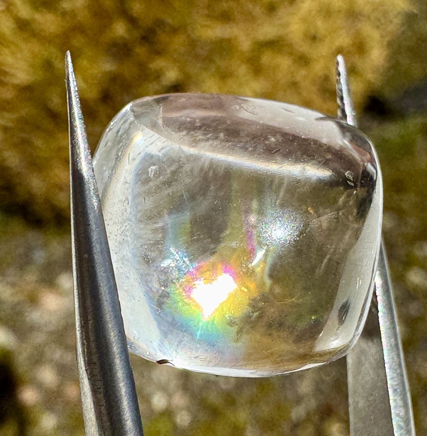 Iridescent Fracture Quartz Sugarloaf Cabochon with Rutile 19.11 ct | 15mm x 14mm x 11.5mm