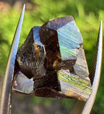 Jewelry-Ready Rainbow Garnet Cluster – San Pedro Mountain, New Mexico 12.45 ct | 14.3mm x 13.4mm x 6.2mm