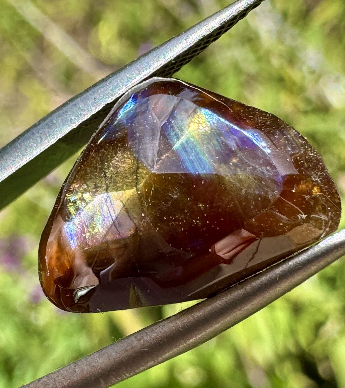 Rose-Cut Rainbow Garnet – San Pedro Mountain, New Mexico 8.67 ct | 14.4mm x 9.9mm x 6.5mm