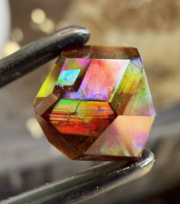 Faceted Rainbow Andradite Garnet – Arlit, Agadez, Niger  4.71 ct | 9.49 mm x 9.27 mm x 5.08 mm