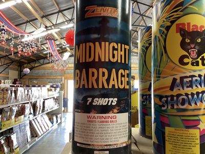 Midnight Barrage 7 Shot Tube