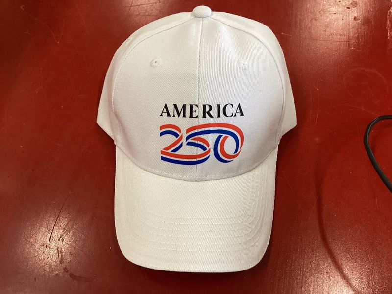 250th White Hat/red and blue