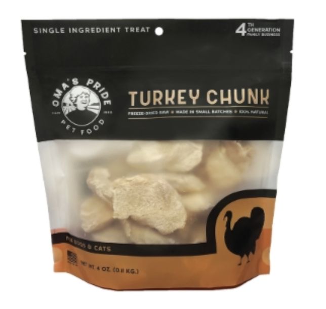 Oma&#39;s Pride Dog &amp; Cat Freeze Dried Turkey Chunk 4oz